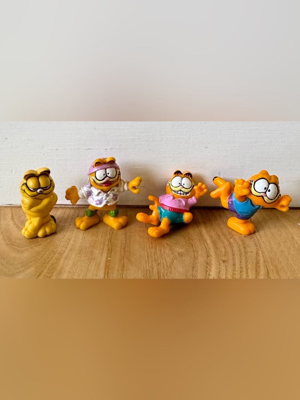 Vintage Garfield PVC Figure Lot of 4 1978 1981 Jim Davis Collectible